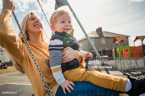 tios buenos|5.193 Tios Buenos Stock Photos, High